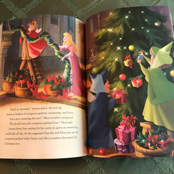 Children’s Christmas Book Bundle - Picture 3 of 10